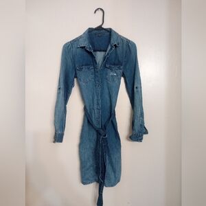 Guess Girls Denim Mini Dress With Tie Waist And Snap Front NWT